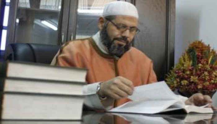 وقولوا للناس حسنا