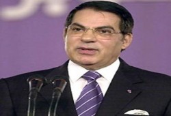 الشارع التونسي يحتفل بذكري هروب بن علي