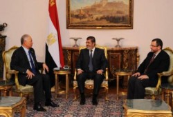 الرئيس يلتقي رئيس الوزراء الماليزى بمقر رئاسة الجمهورية