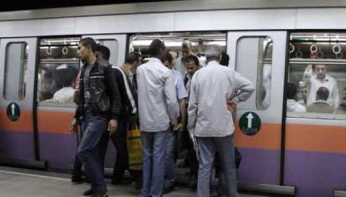 رئيس شركة تشغيل مترو الأنفاق ينفي توقف حركة القطارات بالخطين الأول والثاني