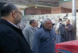"كفر الشيخ" توزيع اسطوانات البوتجاز على المواطنين بالسعر الرسمى فى حضور المحافظ (صور)