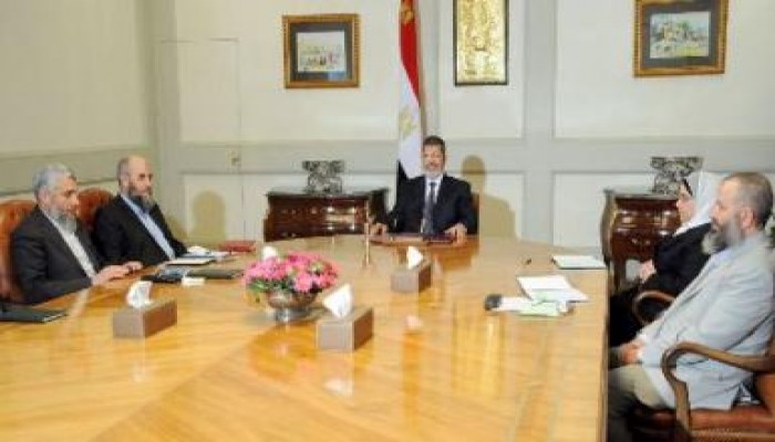 "الرئاسة": الرئيس التقى حزب النور وأبدى استعدادا لإضافة مبادرتهم لجلسة الحوار الوطني
