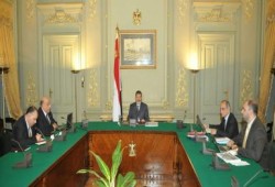 الرئيس يلتقي وزيري الإسكان والمرافق العامة لمتابعة خطة الوزارتين لتلبية احتياجات المواطنين