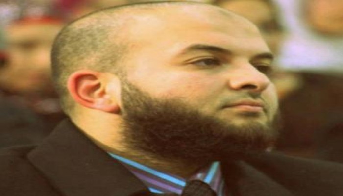 د. عارف: زوجة المخلوع لم تكن توزع الورد على المتظاهرين ونجليه لم يقدما الحلوى من الاتحادية