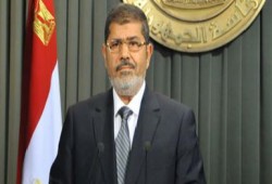 الرئيس مرسى يلتقى 60 رجل أعمال ظهر اليوم لمناقشة الوضع الاقتصادى