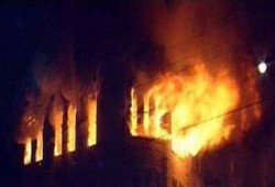 السيطرة على حريق بمقر حزب غد الثورة بوسط القاهرة دون خسائر