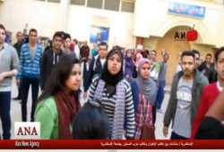 طلاب حزب الدستور وجبهة الخراب يواجهون البناء والتعمير في جامعة الإسكندرية (متلفز)