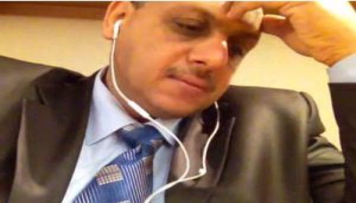 ياسر علي