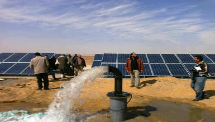 استخراج مياه جوفية للري بواسطة الطاقة الشمسية