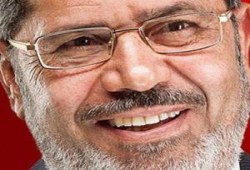 الرئيس مرسي يبحث مع الهند الاستثمار في مشروع تنمية قناة السويس