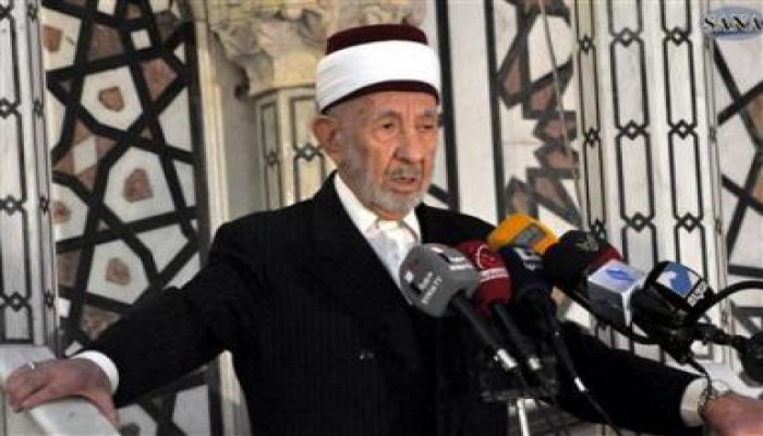 البوطي أشهر مؤيدي طاغية سوريا يلقى مصرعه في تفجير بدمشق