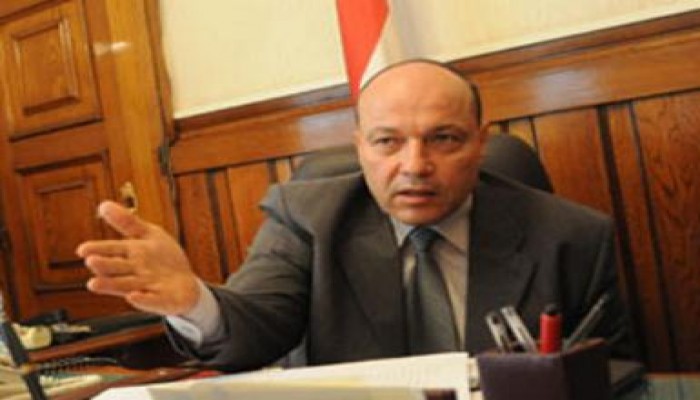 النائب العام يأمر بالتحقيق في التحريض على العنف أمام مقر الإرشاد