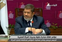 الرئيس مرسي يستنكر براءة الفلول من الجرائم (متلفز)