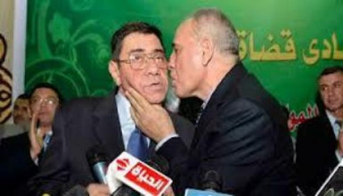 فضيحة الموسم .. "عبد المجيد" استولي على 900 فدان و"الزند" على 2200