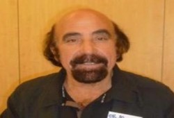 اللاذقاني : سنحب مصر رغم أنف صباحي وبكري