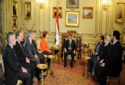 الرئيس يستقبل "آشتون"  ويعرب عن أهمية دور الاتحاد الأوروبى فى دعم مصر