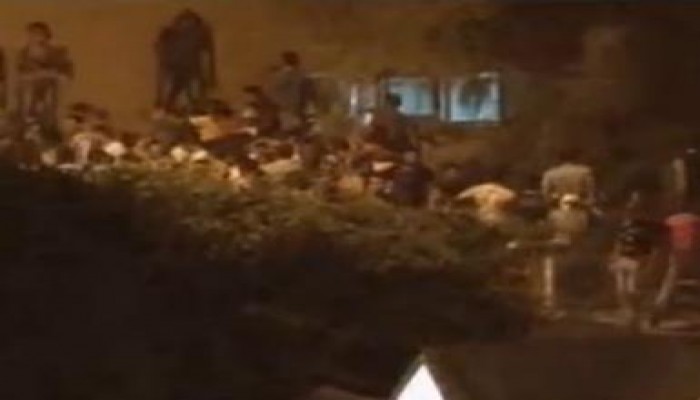 مصدر أمني: تعرضنا للهجوم بالرصاص والخرطوش من داخل الكاتدرائية (متلفز)
