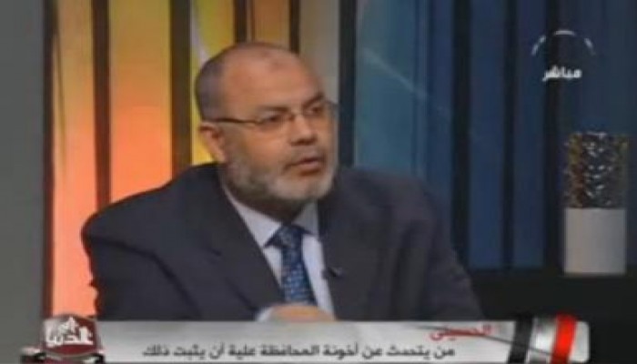 الحسيني: كل واحد عاوز شقة ووظيفة حالا ومحدش يعرف مصر استلمناها ازاي!! (متلفز)