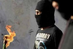 ضبط وإحضار 22 شخصا لاتهامهم بتأسيس وتمويل جماعة "بلاك بلوك"