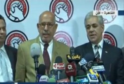 "صباحي" يلقن "البرادعي" أثناء مؤتمر جبهة الخراب (متلفز)