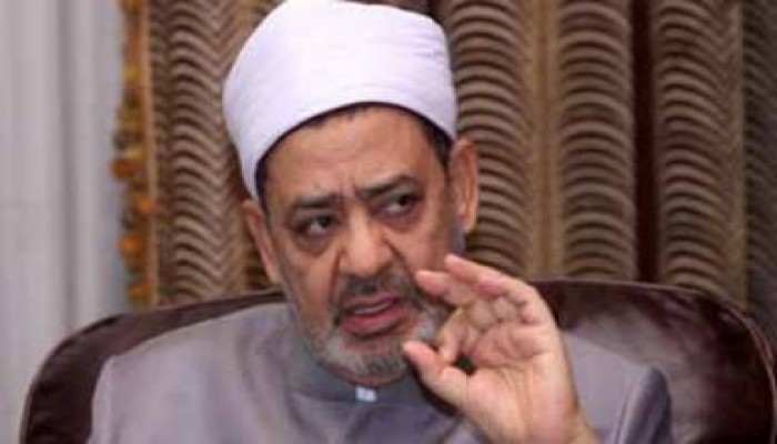 مجلس جامعة الازهر يعقد اجتماعا لمناقشة اصابة الطلاب بالتسمم