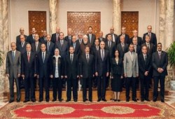 قبل مغادرته للبرازيل: الرئيس مرسي يترأس اجتماع مجلس الوزراء الجديد