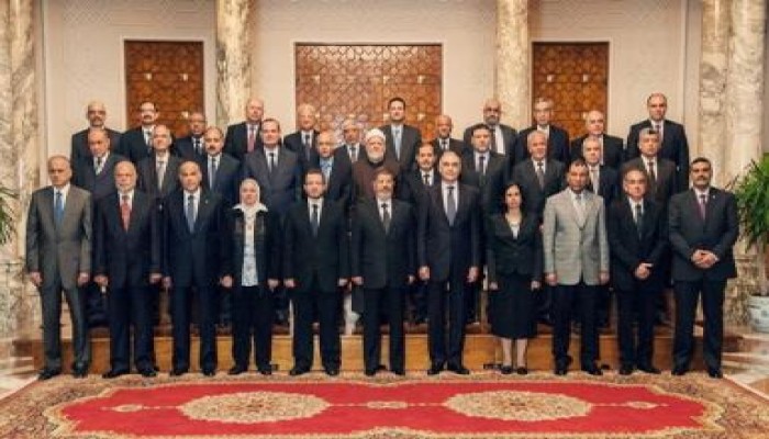 قبل مغادرته للبرازيل: الرئيس مرسي يترأس اجتماع مجلس الوزراء الجديد