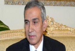 وزير الزراعة يتفقد شون القمح بالشرقية