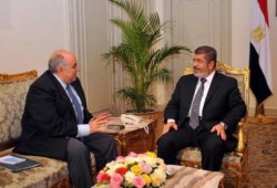 الرئيس مرسي يلتقي وزير التخطيط والتعاون الدولي