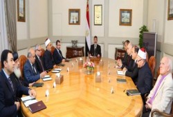الرئيس يلتقي برئيس الوزراء وشيخ الأزهر وعدد من الشخصيات لمناقشة تداعيات قضية جنود سيناء