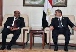 مرسي و البشير يتفقان على الإسراع في استكمال الاجراءات الخاصة بافتتاح الطريق البري