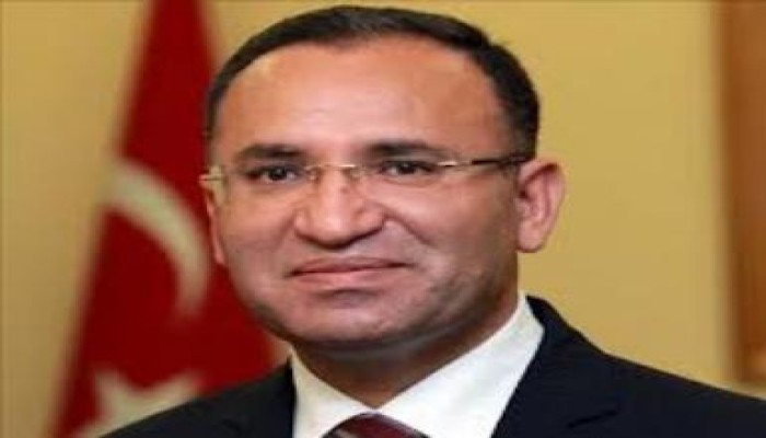 نائب رئيس الوزراء التركى: على "حزب الله" أن يغير اسمه إلى "حزب الشيطان"