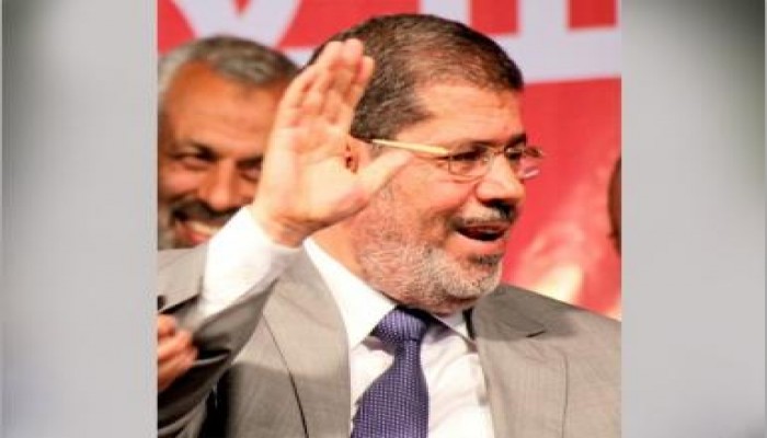 الرئيس يصل إلى القاهرة قادما من إثيوبيا