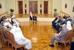 الرئيس مرسي يلتقي قيادات العمل الاسلامي ويشدد على الاصطفاف من أجل مصر