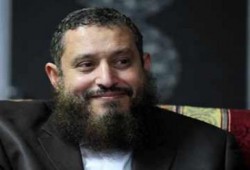 عماد عبدالغفور : يتهم المعارضة باستغلال المشكلات التي تمر بها البلاد