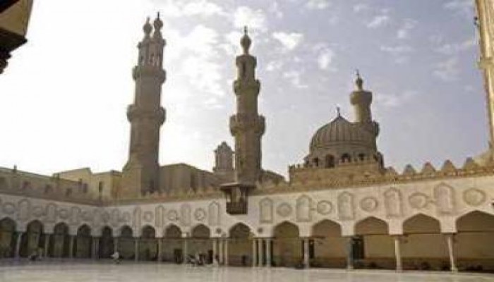 الأزهر يناشد المصريين إدخار الدماء والأموال لبناء الوطن وتنميته