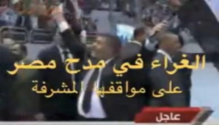 شاعر عربي ينظم قصيدة في مدح مصر بعد مواقفها المشرفة لنصرة الثورة السورية (متلفز)