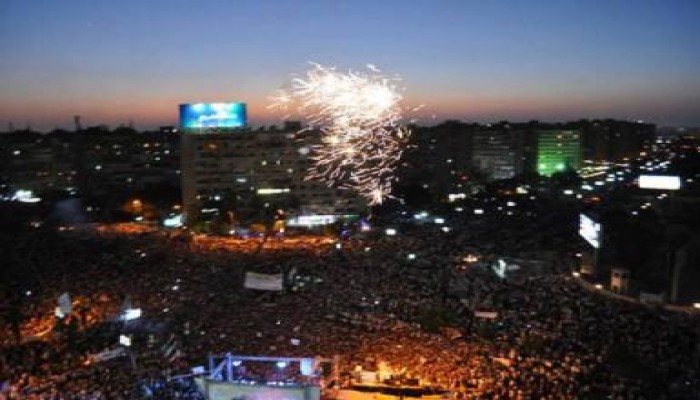 ألعاب نارية في سماء مليونية "لا للعنف نعم للشرعية" "صور" (6)