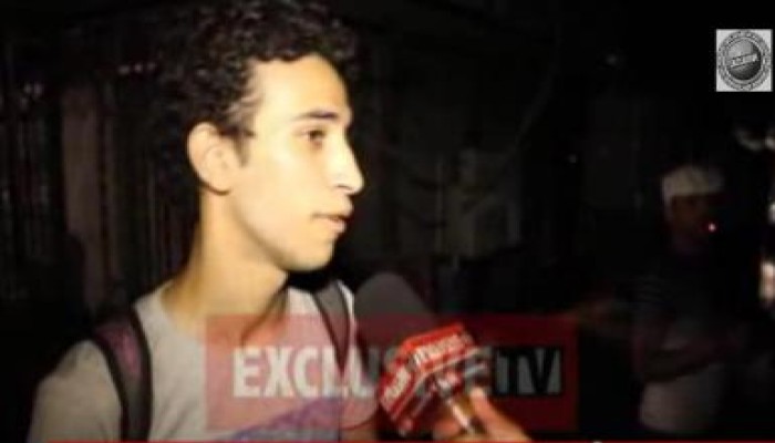 شاب يترك ميدان التحرير ويذهب إلى ميدان رابعة العدوية بسبب الفلول (متلفز)