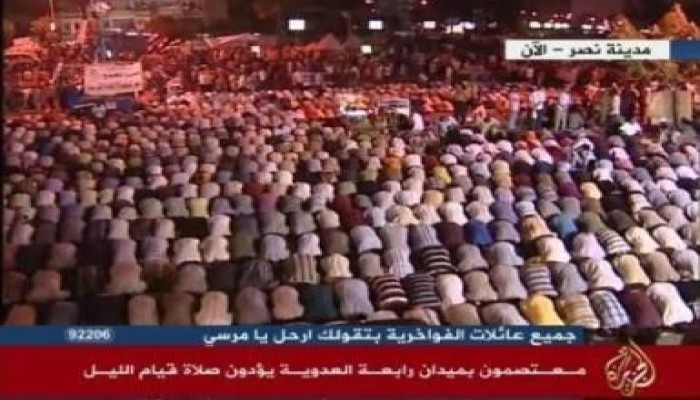 ميدان يقيم الليل .. وميدان يتحرش  (صور)