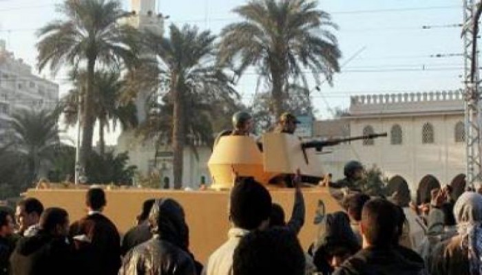 مدرعات الحرس الجمهوري تتواجد أمام الاتحادية وغياب لقوات الأمن المركزي