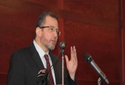 قنديل يتفقد التحرير والإتحادية للاطمئنان على حماية المظاهرات