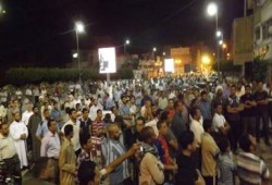 وقفة حاشدة للألاف بميدان المسلة بالفيوم تأييداً لشرعية الرئيس (متلفز)