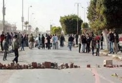 بلطجية يقطعون الطرق في عدة محافظات لتنفيذ مخطط الانقلاب على الشرعية