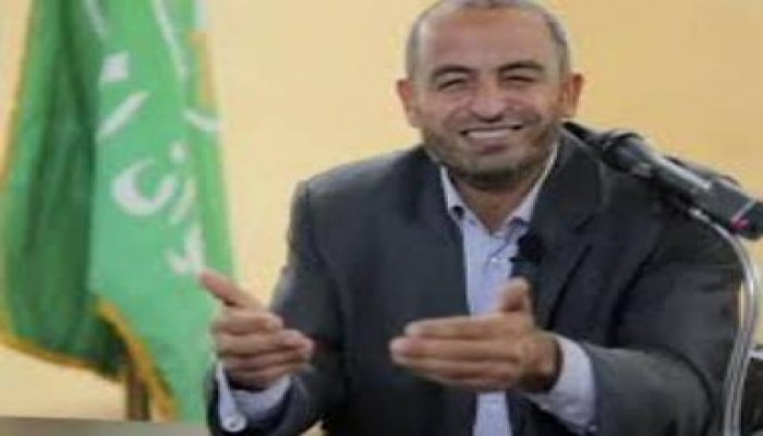 د. محمد وهدان من امام دار الحرس الجمهوري يطالب المتظاهرون بالثبات وعدم الانصراف