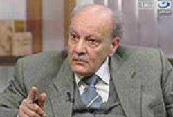 البشري: الإطاحة بمرسي "انقلاب عسكري صريح على دستور ديمقراطي"