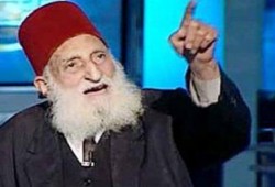 الشيخ حافظ سلامة ينضم إلى حشود المرابطين أمام دار الحرس الجمهوري
