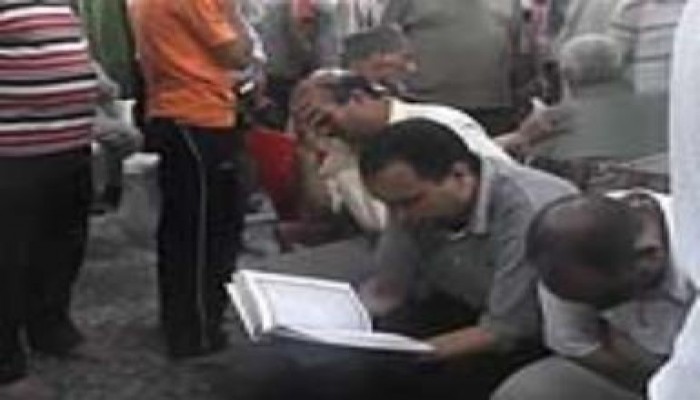 جنازة ابن دمنهور شهيد مذبحة الحرس الجمهوري علي يد عسكر السيسي الخائن (متلفز)