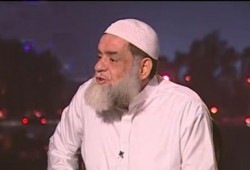 الشيخ عبدالمقصود : لم أترك ميدان رابعة العدوية لحظة أنا في رباط هناك حتي يعود الرئيس مرسي