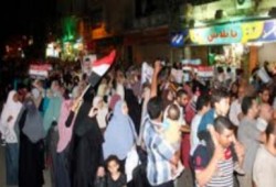 البلطجية يطلقون الخرطوش والرصاص الحى على مسيرة مؤيدة للشرعية بالمحلة